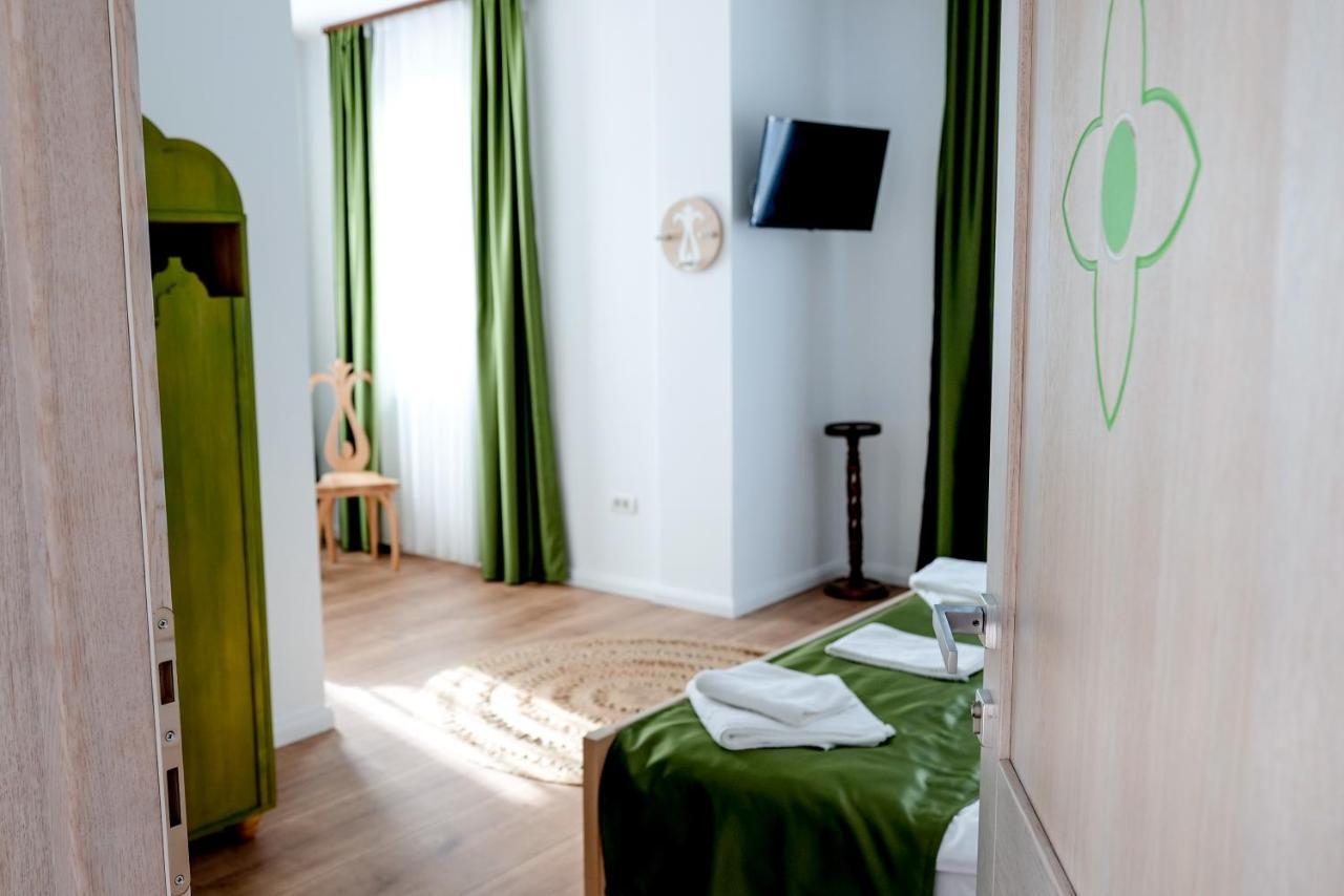 바이아 데 피에르 Conacul Olarilor B&B 외부 사진